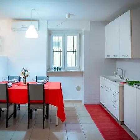 Antica Dimora Dalmazia Apartment *